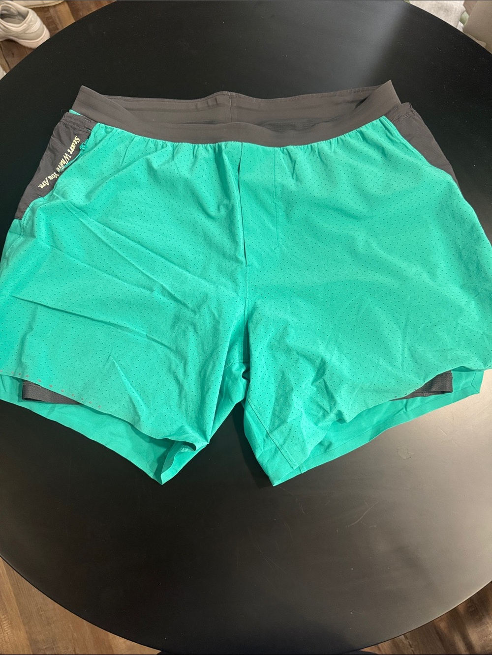 lululemon athletica Men's Athletic Shorts with liner - Teal with Gray Waistband